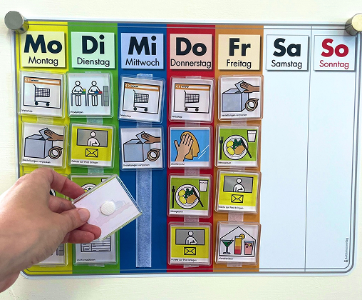 Picture of analogue pictogram calendars.